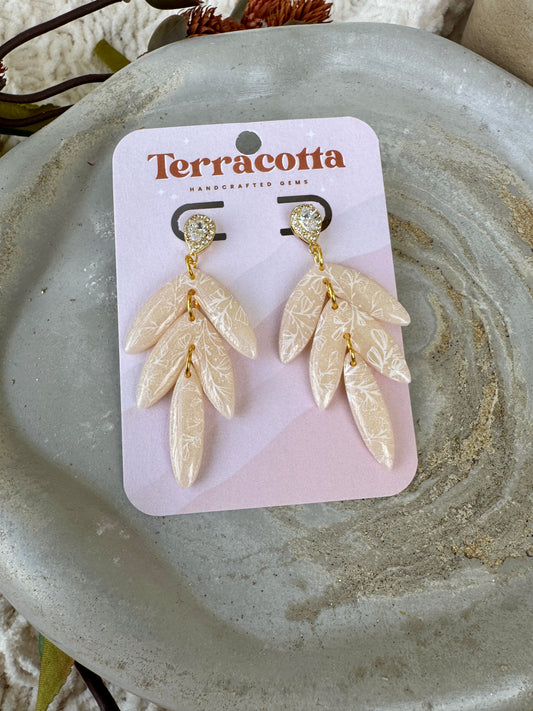 Three Tier Translucent Dangle
